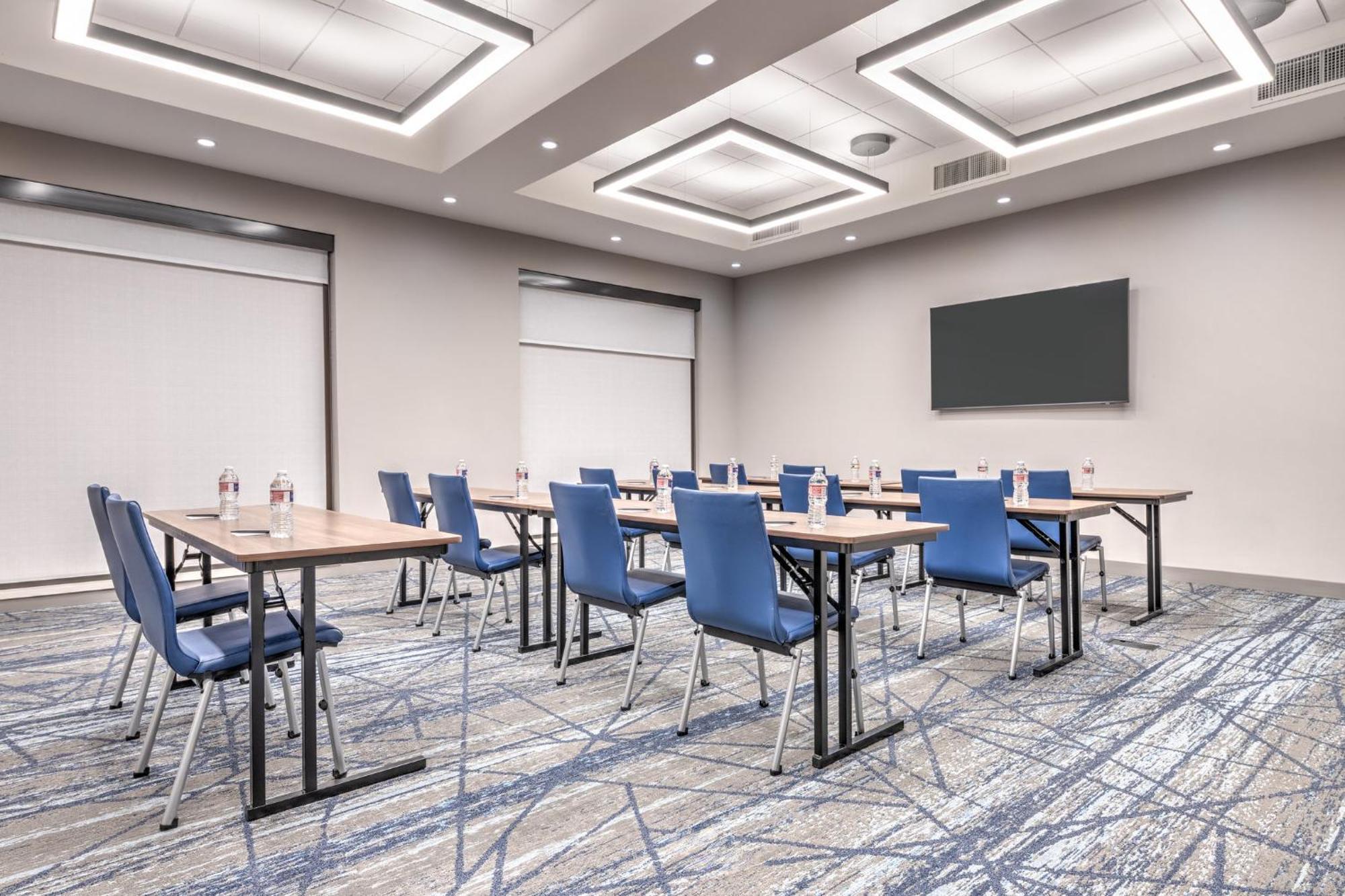 Holiday Inn Express & Suites Austin Airport East By Ihg Kültér fotó