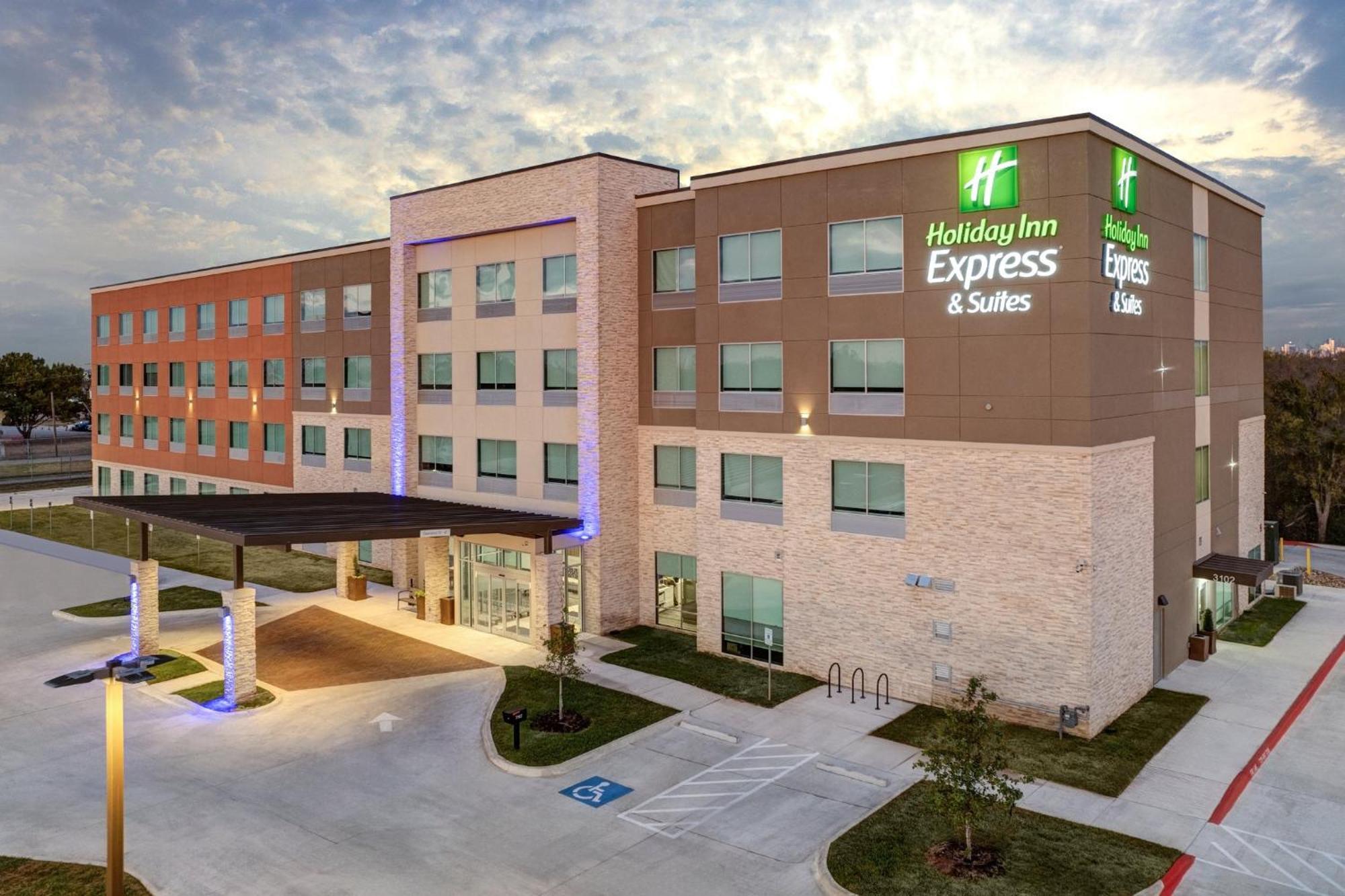 Holiday Inn Express & Suites Austin Airport East By Ihg Kültér fotó